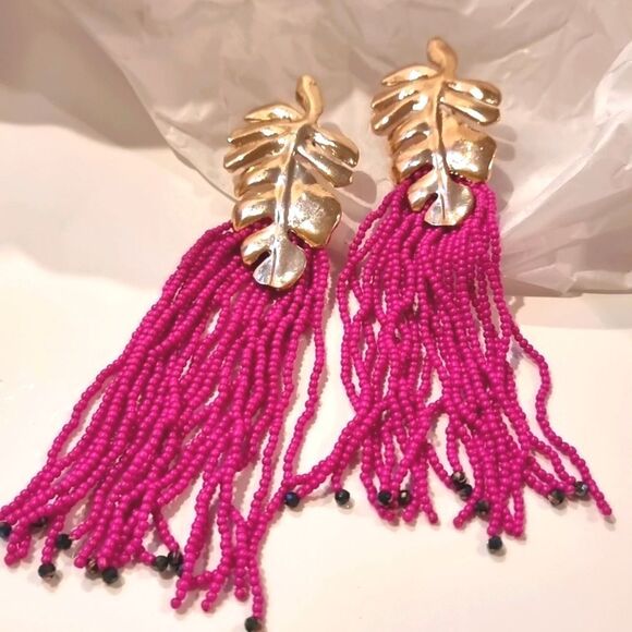 New ZARA ISLAND VIBES palm leaf beaded fringe dangle earrings - Picture 2 of 10